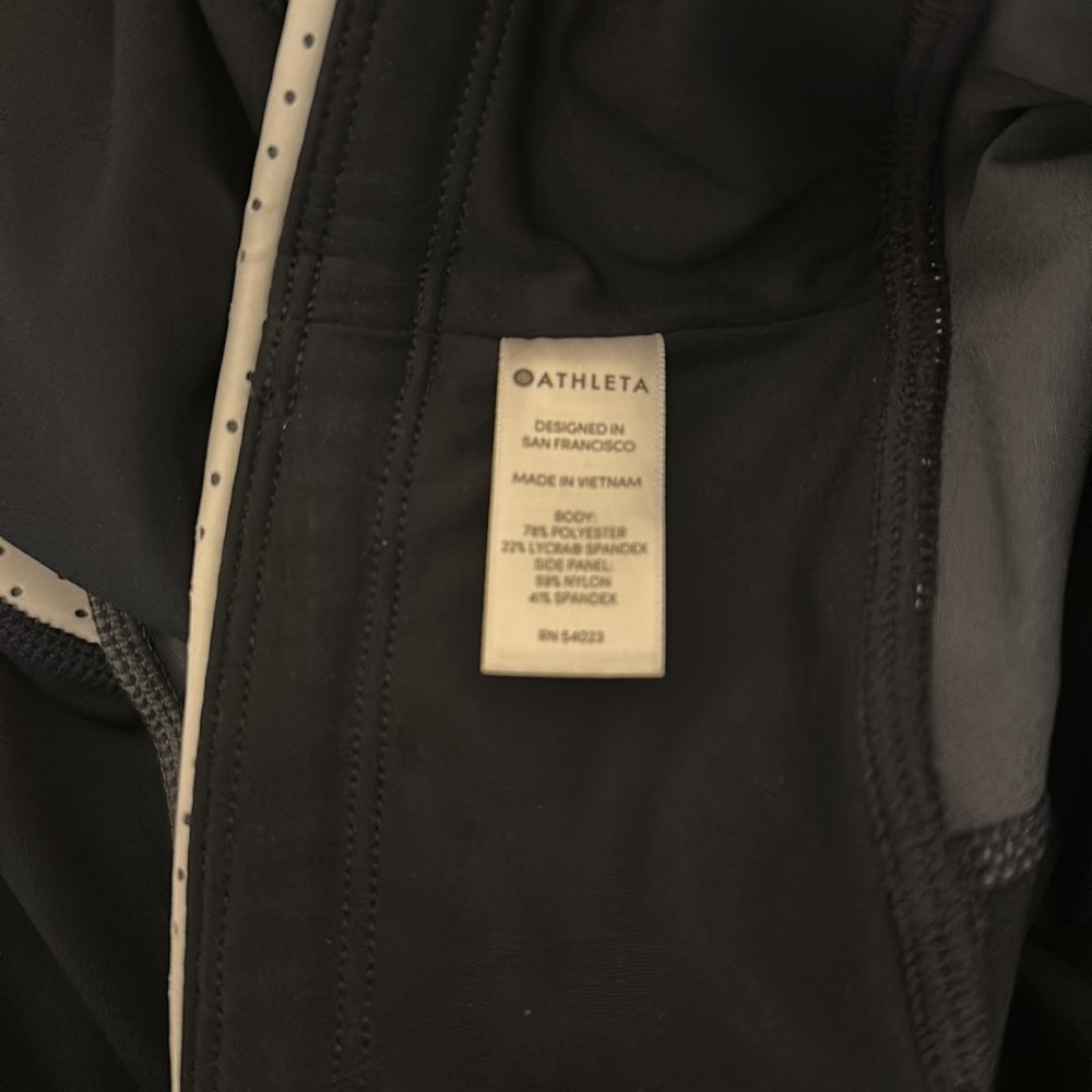 Athleta Colorblock Contender 7/8 Tight Leggings - Picture 10 of 10